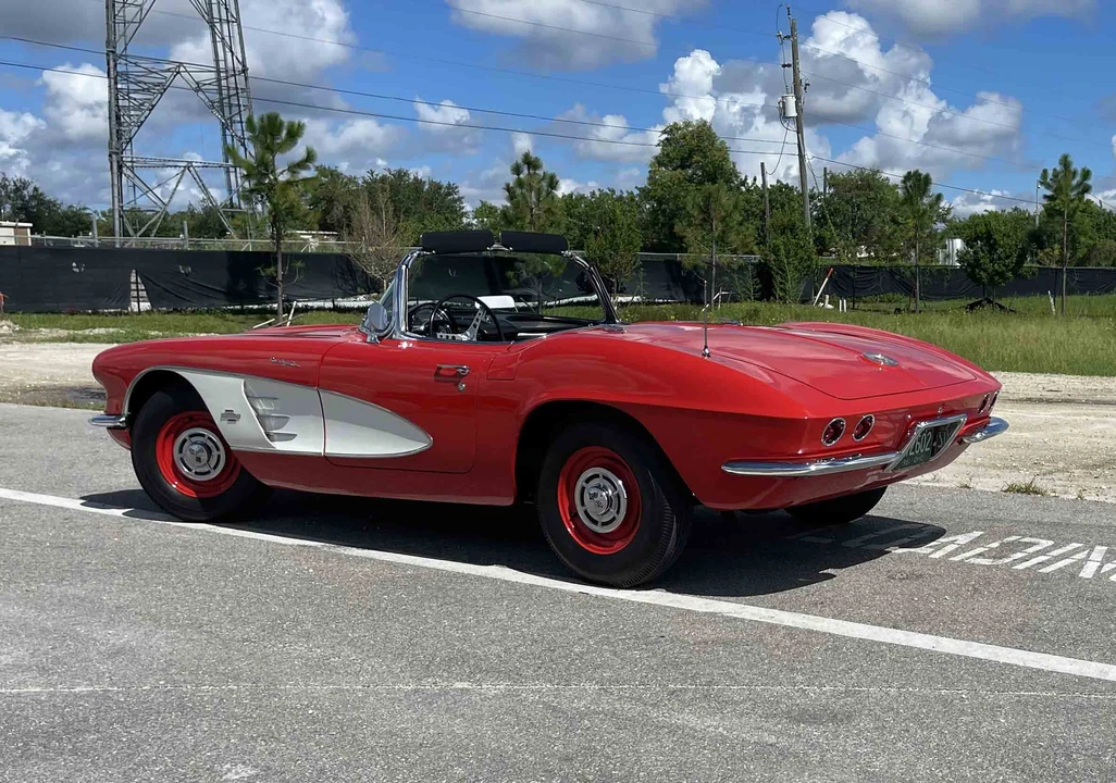1961 Chevrolet Corvette C1 - Image 10 of 31