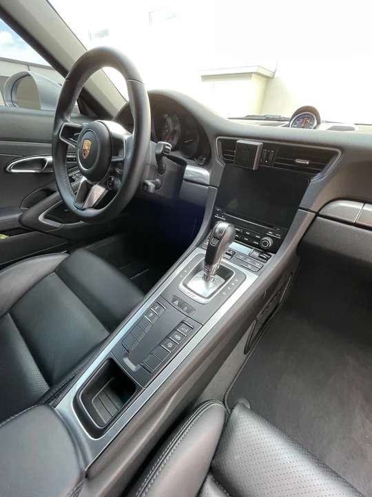 2019 Porsche 991 Carrera 4S - Image 19 of 31