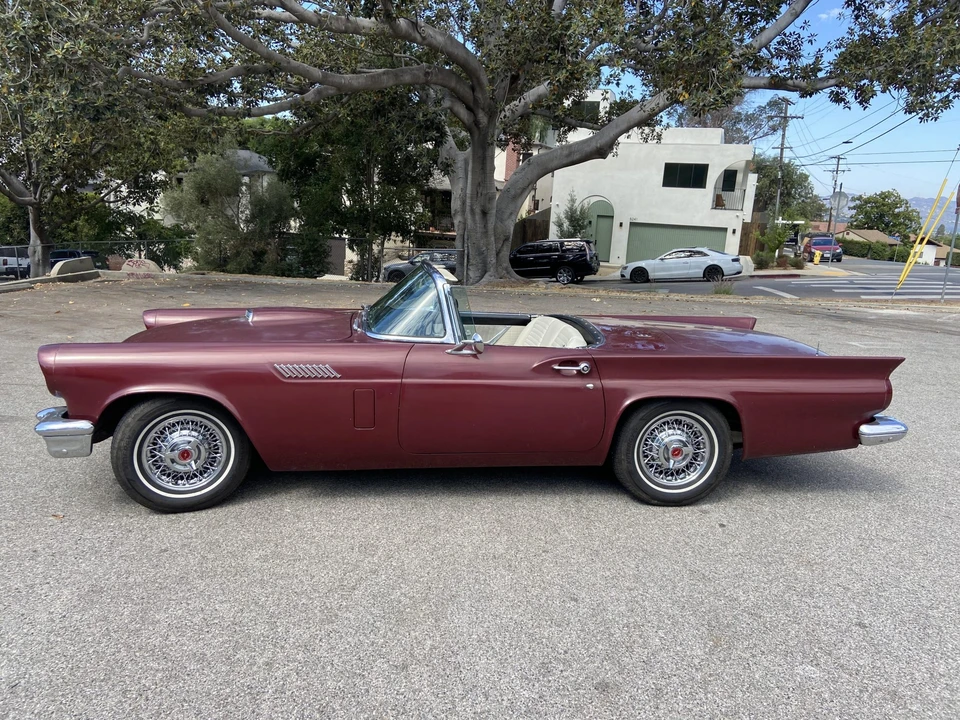 1957 Ford Thunderbird 1st Gen - Image 12 of 31
