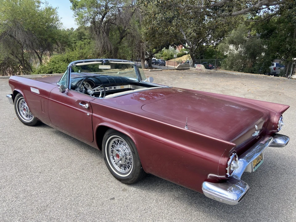 1957 Ford Thunderbird 1st Gen - Image 11 of 31
