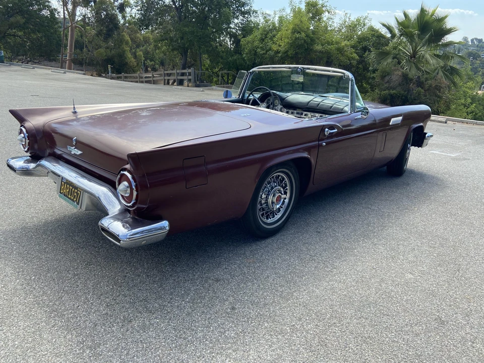 1957 Ford Thunderbird 1st Gen - Image 10 of 31