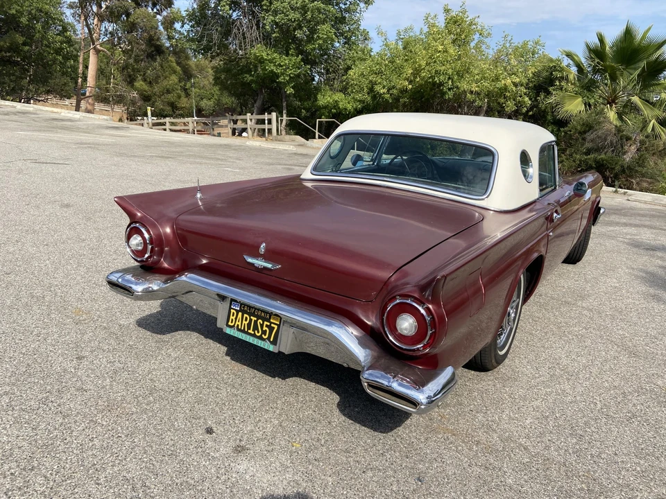 1957 Ford Thunderbird 1st Gen - Image 17 of 31