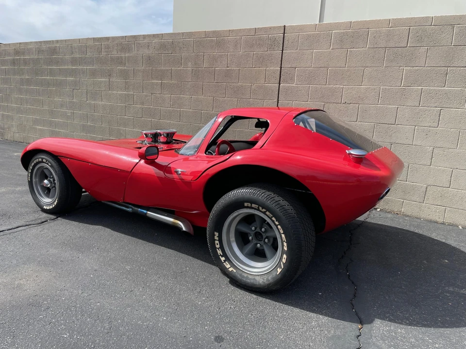 Chevrolet - Image 10 of 31