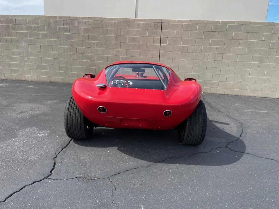 Chevrolet - Image 11 of 31