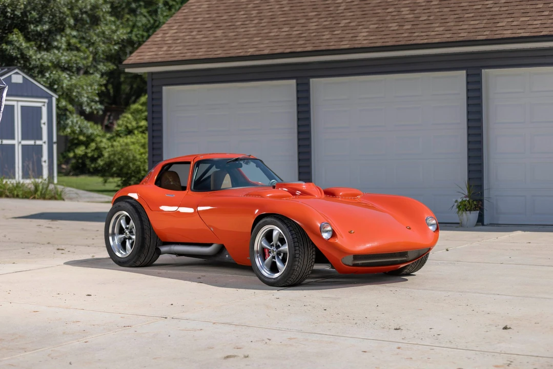 Chevrolet - Image 27 of 31