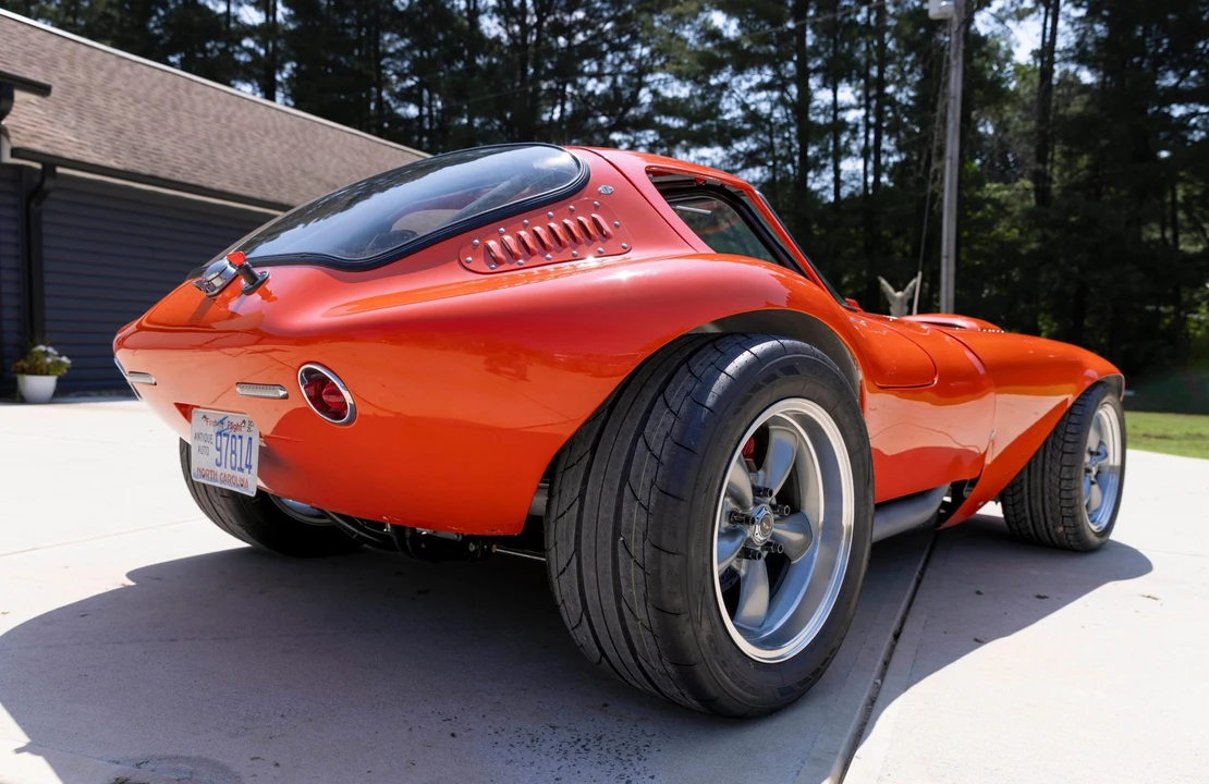 Chevrolet - Image 19 of 31