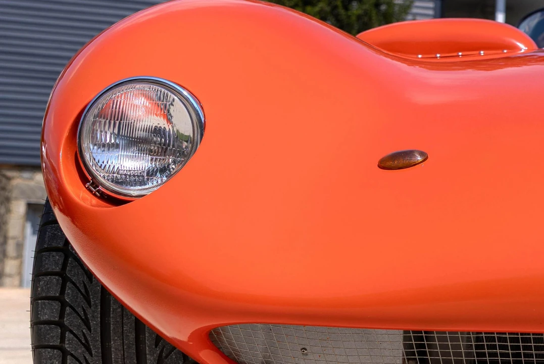 Chevrolet - Image 31 of 31