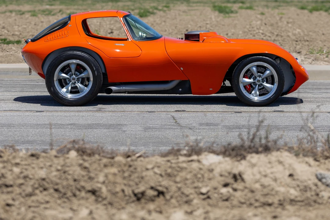 Vehicle image 18 of 31