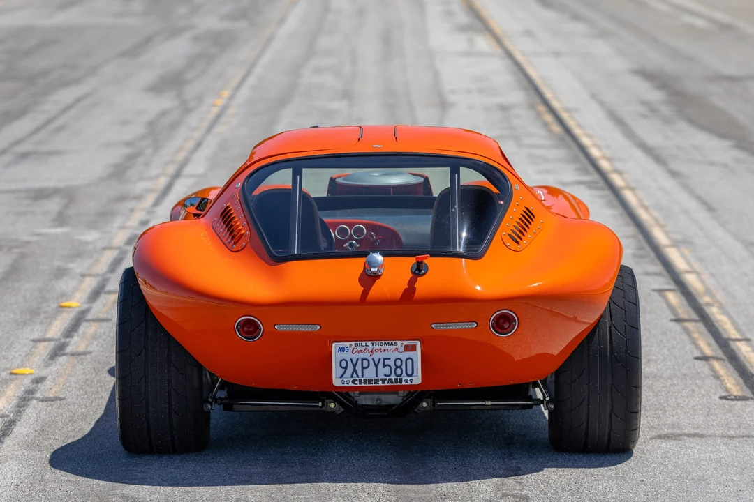 Vehicle image 23 of 31