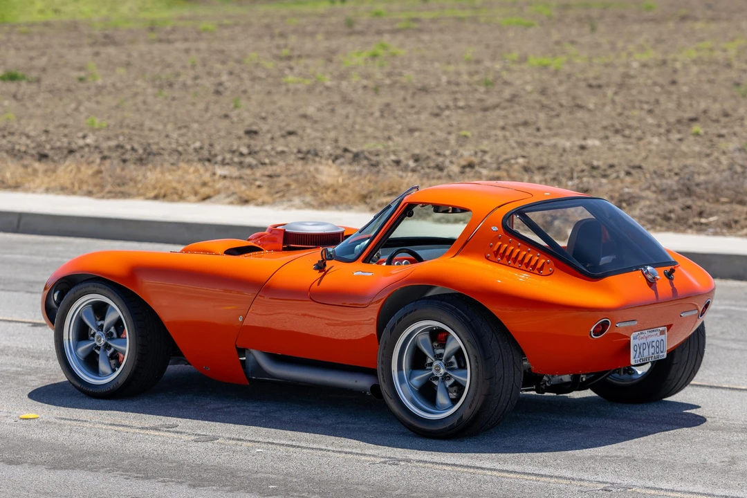 Vehicle image 28 of 31
