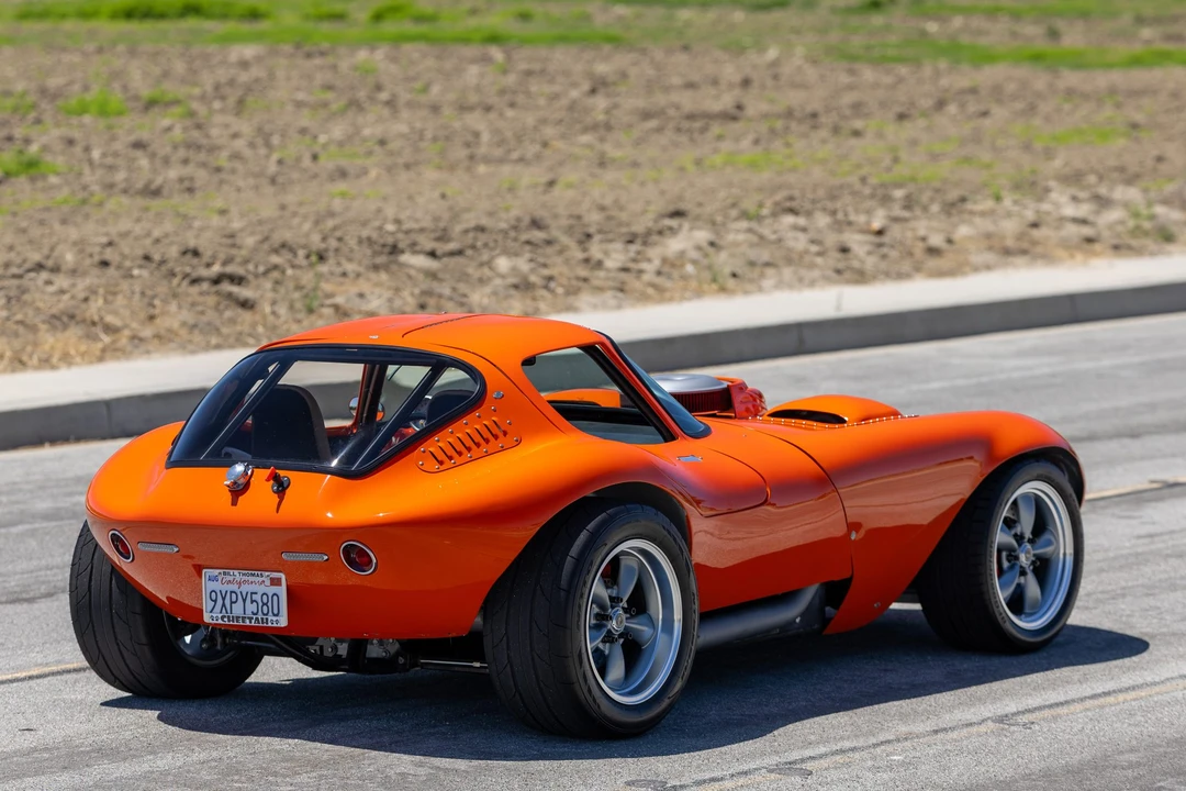 Vehicle image 20 of 31