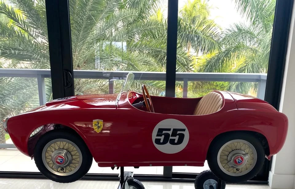 Ferrari Replica - Image 5 of 10