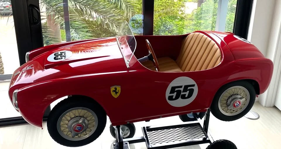 Ferrari Replica - Image 4 of 10