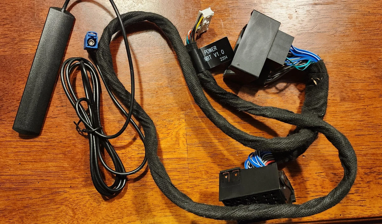 2013 Parts & Memorabilia Mechanical Components - Image 2 of 3