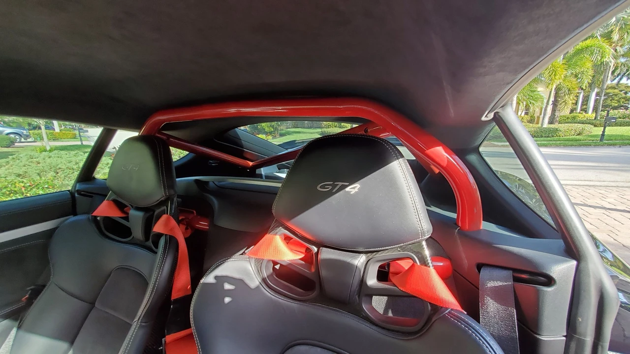 2016 Porsche 981 Cayman GT4 - Image 22 of 27