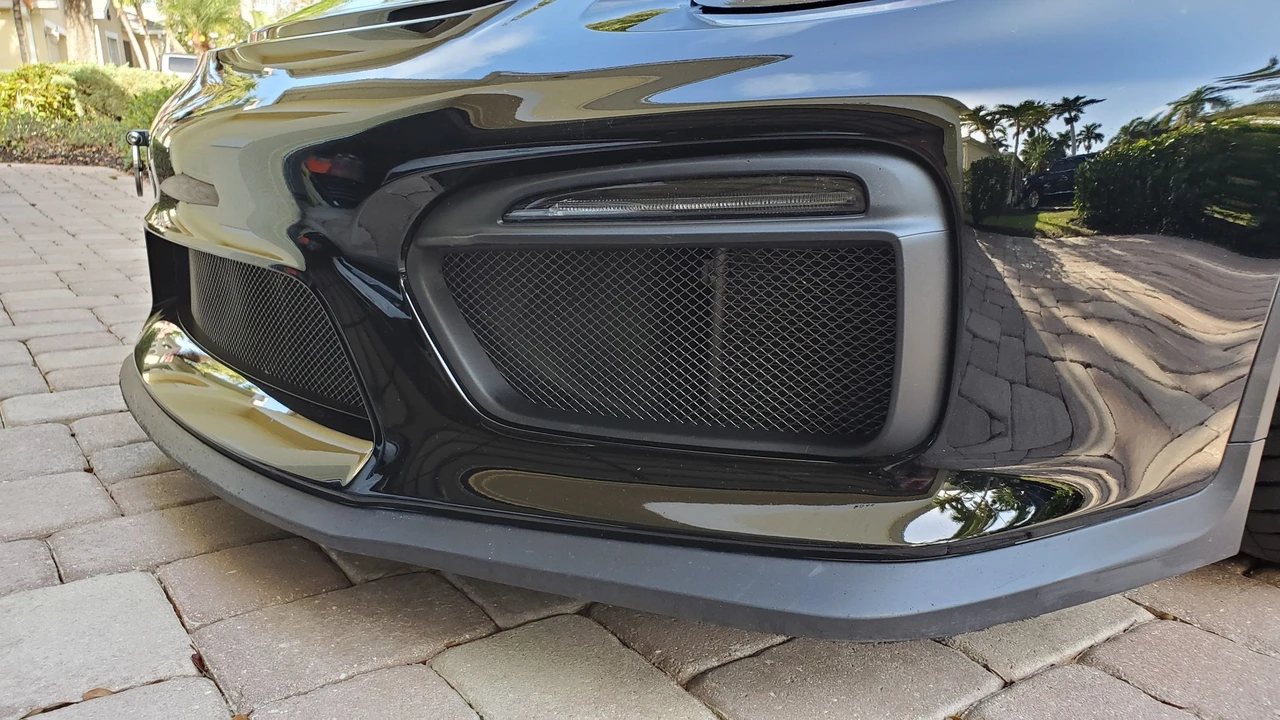 2016 Porsche 981 Cayman GT4 - Image 27 of 27