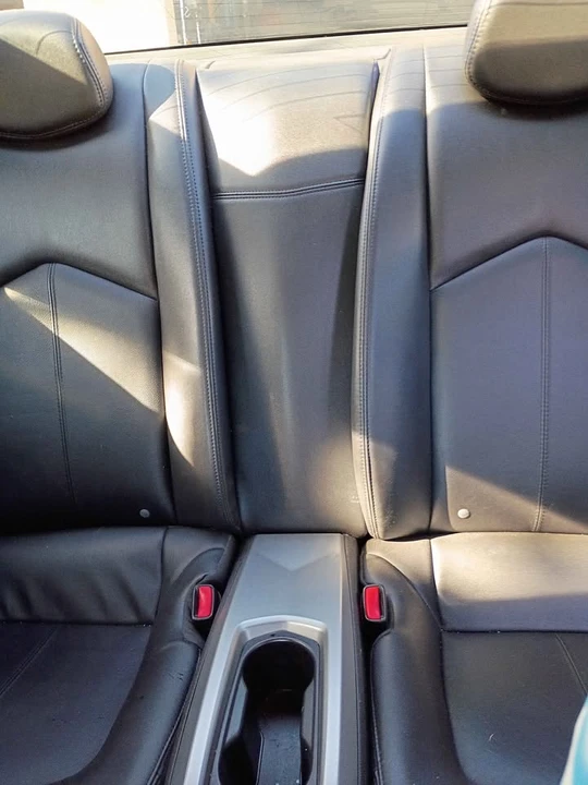 Cadillac CTS - Image 2 of 8