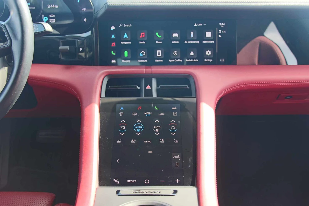 2021 Porsche Taycan 4S - Image 27 of 31