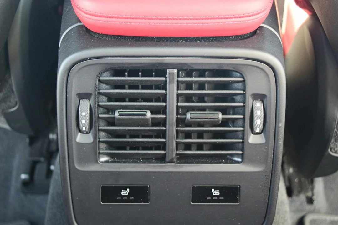 2021 Porsche Taycan 4S - Image 30 of 31