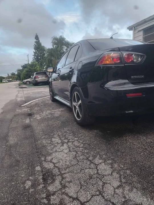 2013 Mitsubishi Lancer 8th Gen - Image 4 of 8