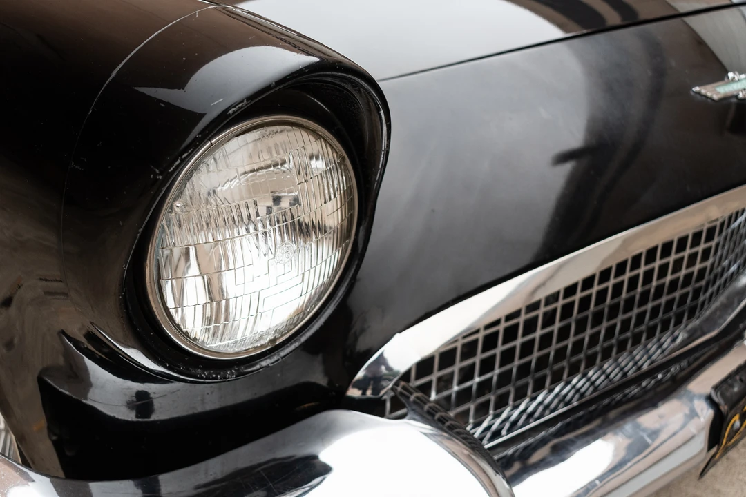 1957 Ford Thunderbird 1st Gen - Image 21 of 31