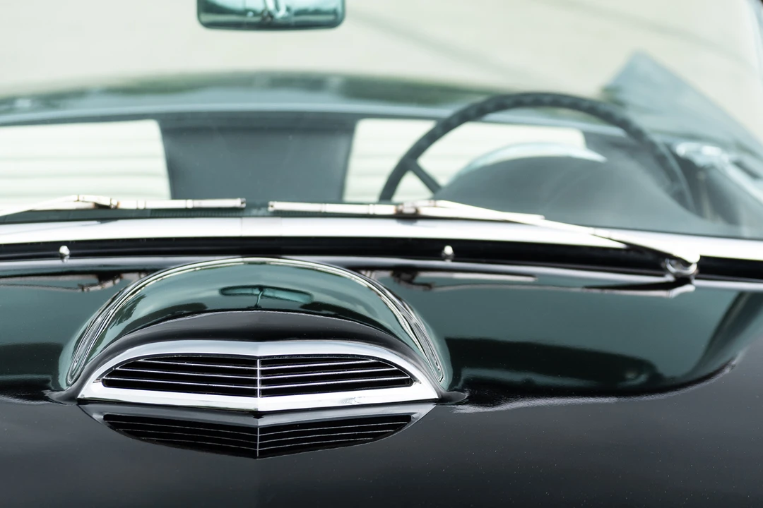 1957 Ford Thunderbird 1st Gen - Image 19 of 31