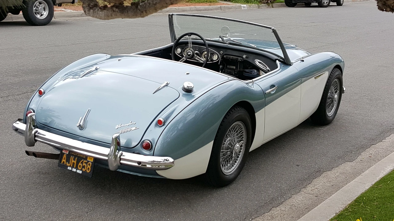 1960 Austin-Healey 3000 Mark I - Image 11 of 31