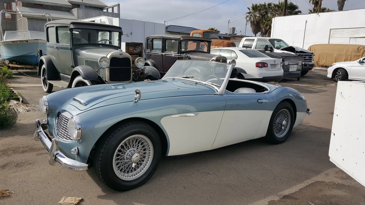 1960 Austin-Healey 3000 Mark I - Image 30 of 31