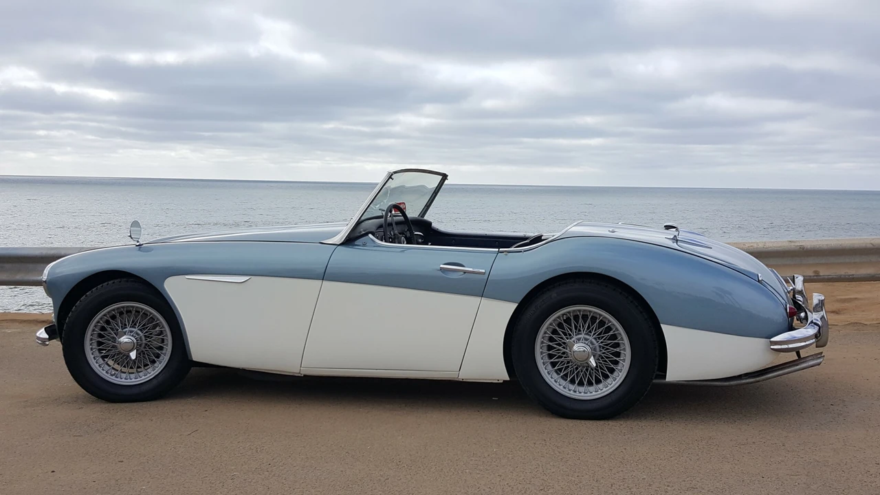 1960 Austin-Healey 3000 Mark I - Image 24 of 31