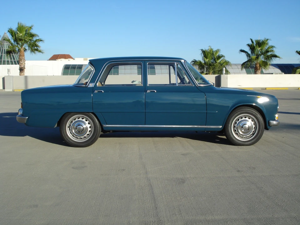 1967 Alfa Romeo 105/115 Series - Image 5 of 31