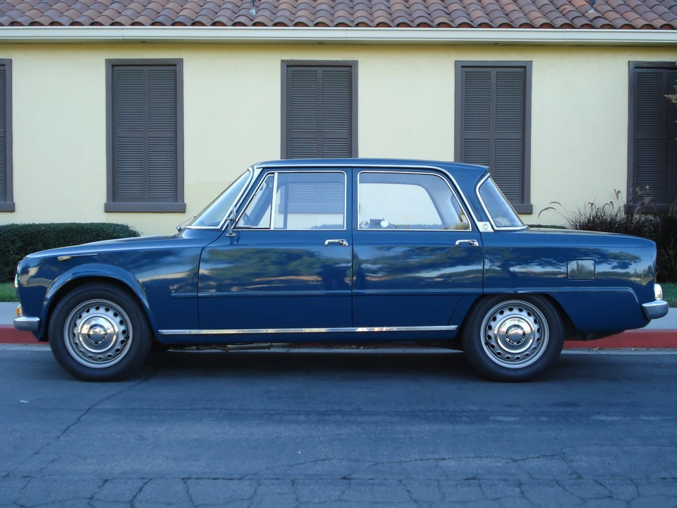 1967 Alfa Romeo 105/115 Series - Image 27 of 31