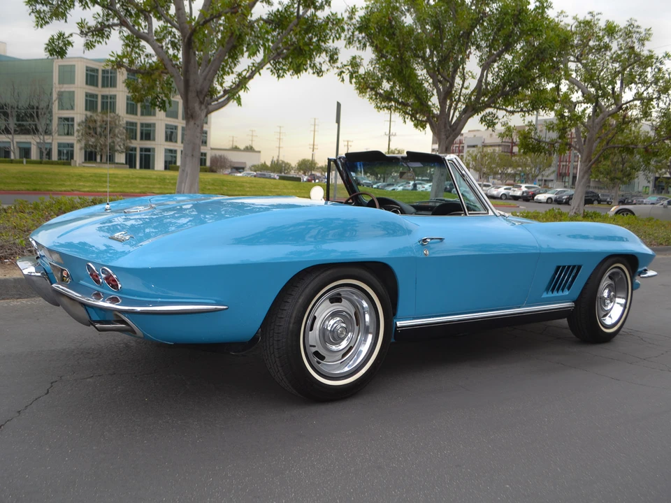 1967 Chevrolet Corvette C2 - Image 10 of 31