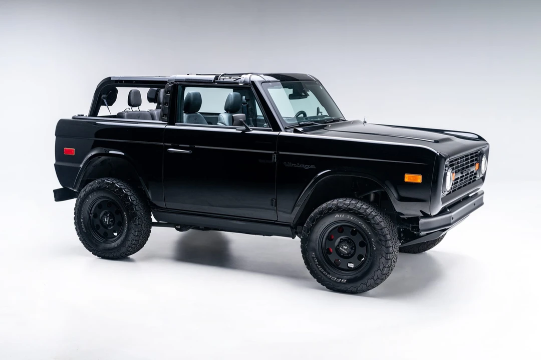 2023 Ford Bronco 6th Gen - Image 11 of 31
