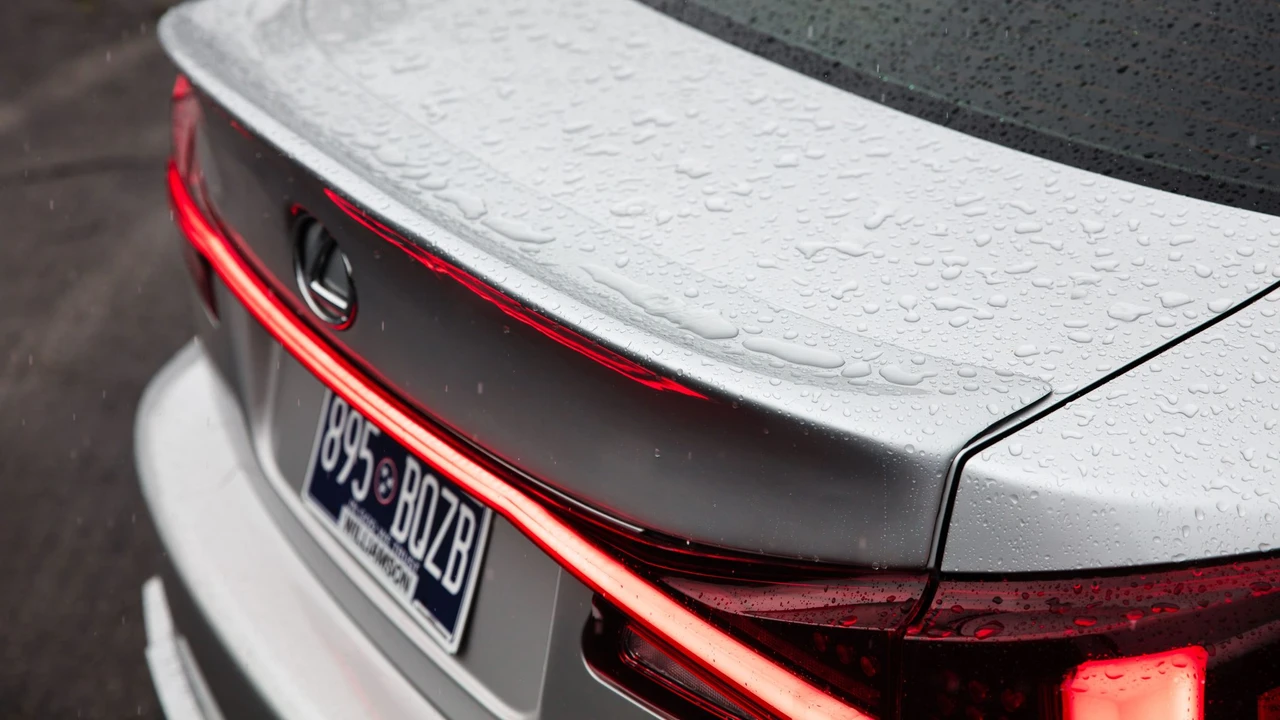 2011 Lexus IS 2nd Gen - Image 13 of 31