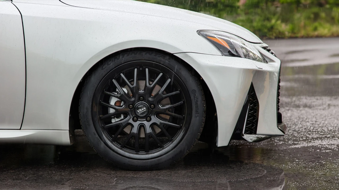 2011 Lexus IS 2nd Gen - Image 14 of 31