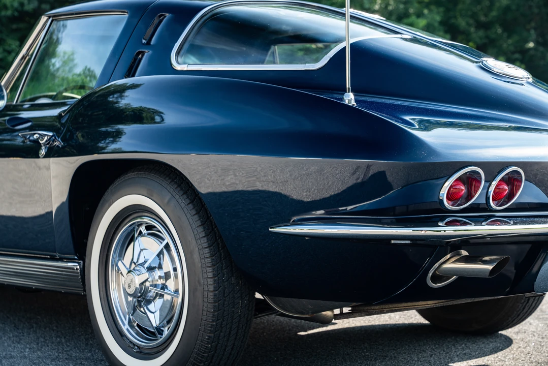 1963 Chevrolet Corvette C2 - Image 27 of 31