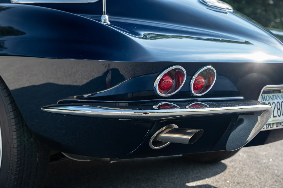 1963 Chevrolet Corvette C2 - Image 28 of 31