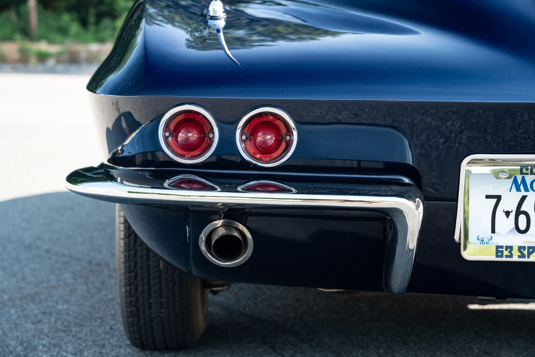1963 Chevrolet Corvette C2 - Image 29 of 31