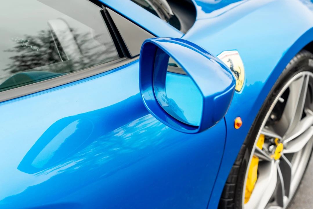 2018 Ferrari 488 Spider - Image 18 of 31