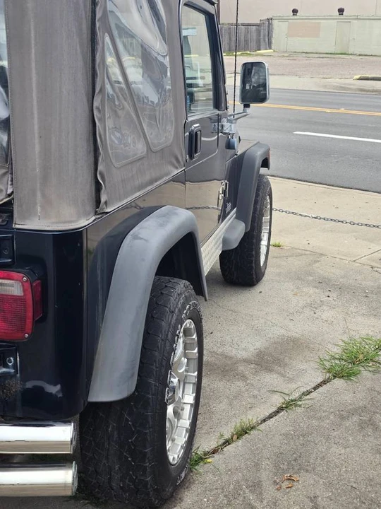 2000 Jeep TJ Wrangler - Image 5 of 6