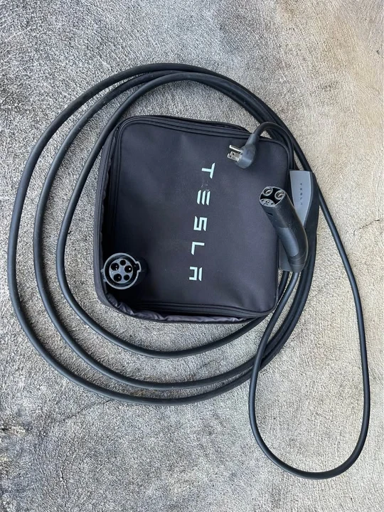 2024 Tesla Model Y Performance - Image 8 of 8