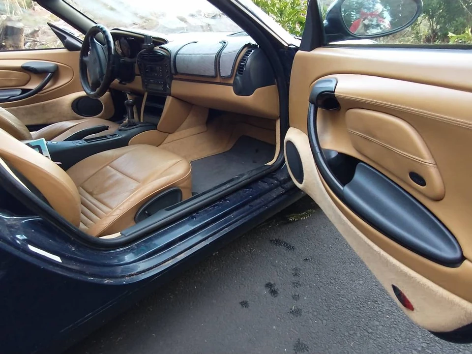 1998 Porsche 986 Boxster - Image 4 of 4