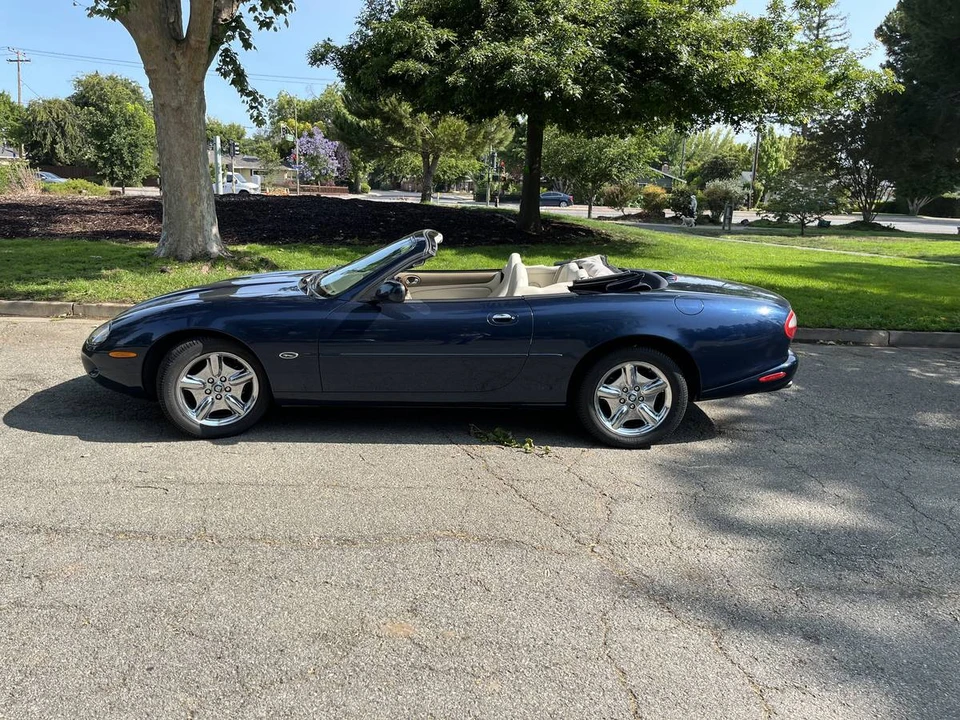 1998 Jaguar X100 XK8 - Image 6 of 10