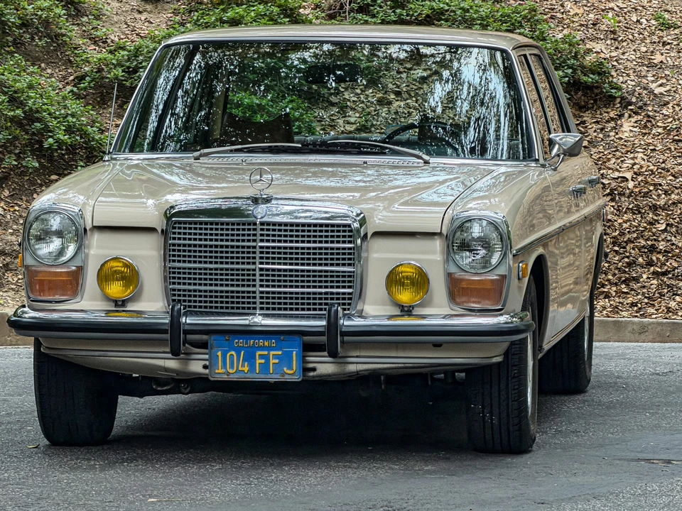 1972 Mercedes-Benz W114 & W115 - Image 15 of 31