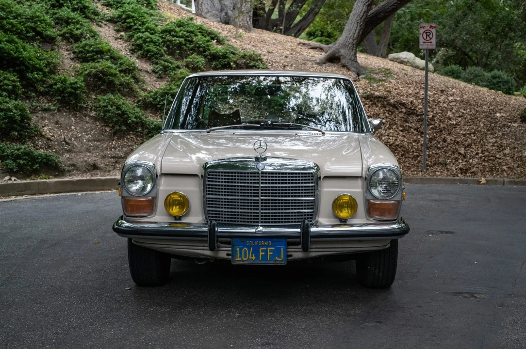 1972 Mercedes-Benz W114 & W115 - Image 14 of 31