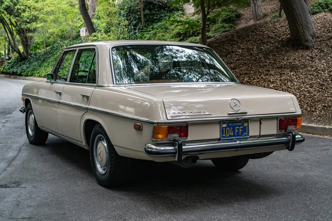 1972 Mercedes-Benz W114 & W115 - Image 28 of 31