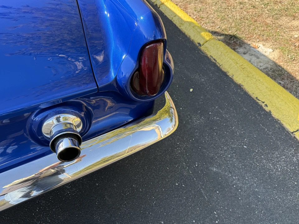 1955 Ford Thunderbird 1st Gen - Image 24 of 31