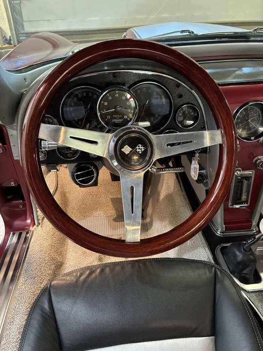 1965 Chevrolet Corvette C2 - Image 31 of 31