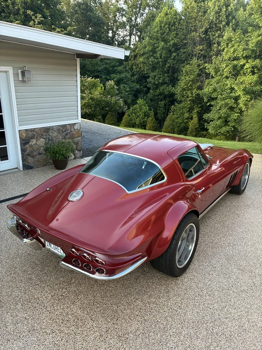 1965 Chevrolet Corvette C2 - Image 8 of 31
