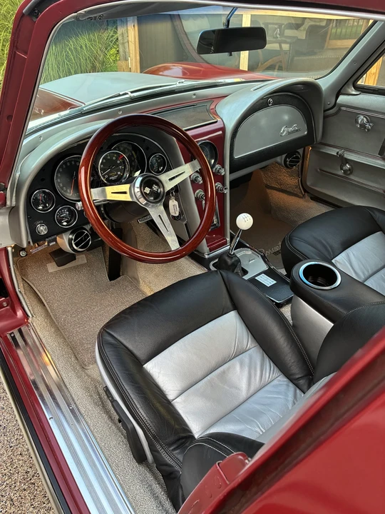 1965 Chevrolet Corvette C2 - Image 30 of 31